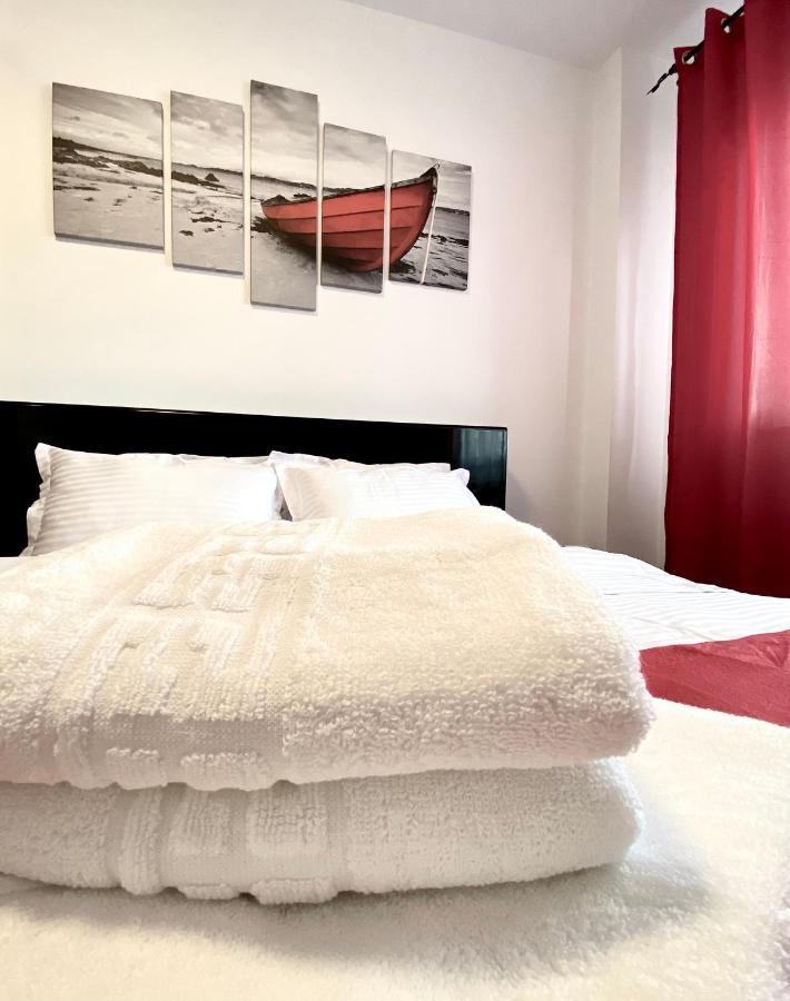 Ayana Apartment Brasov Luaran gambar